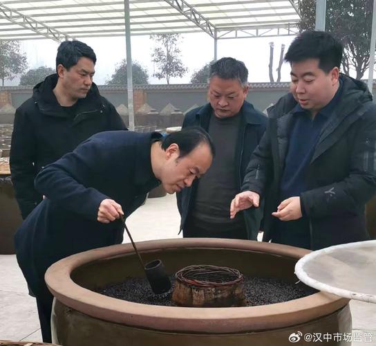 手持?jǐn)?shù)字示波器和臺(tái)式示波器的測(cè)量精度對(duì)比